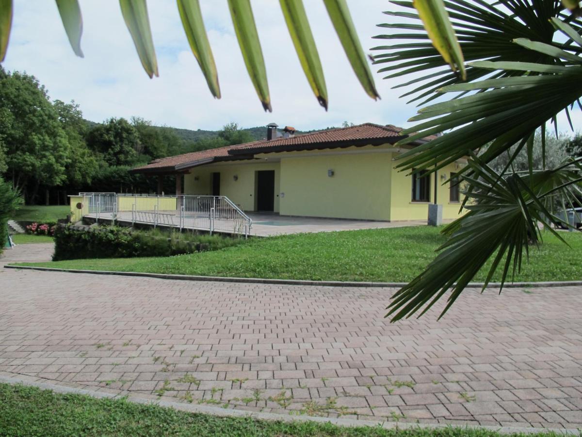 Villa Althea Ronago المظهر الخارجي الصورة